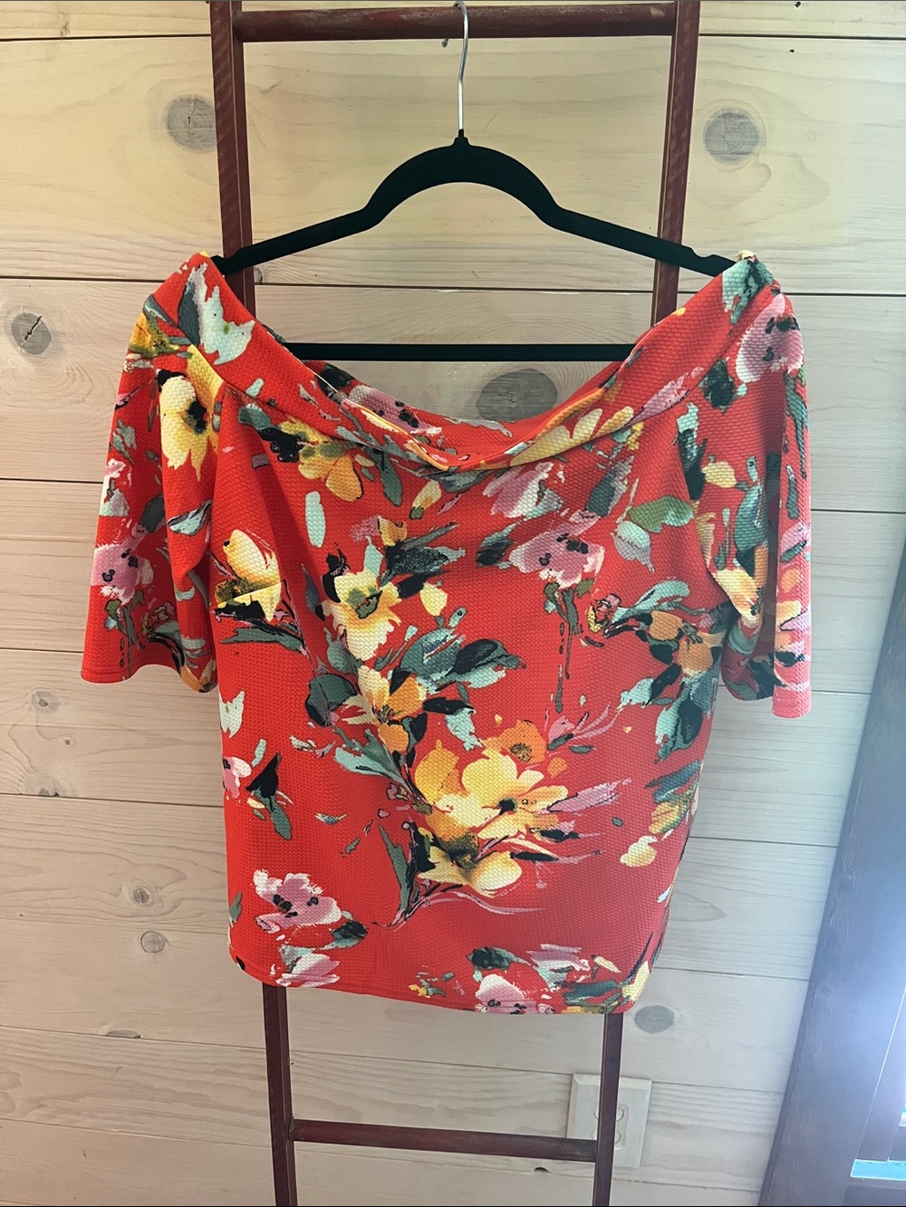 Floral Off-Shoulder Blouse in Red